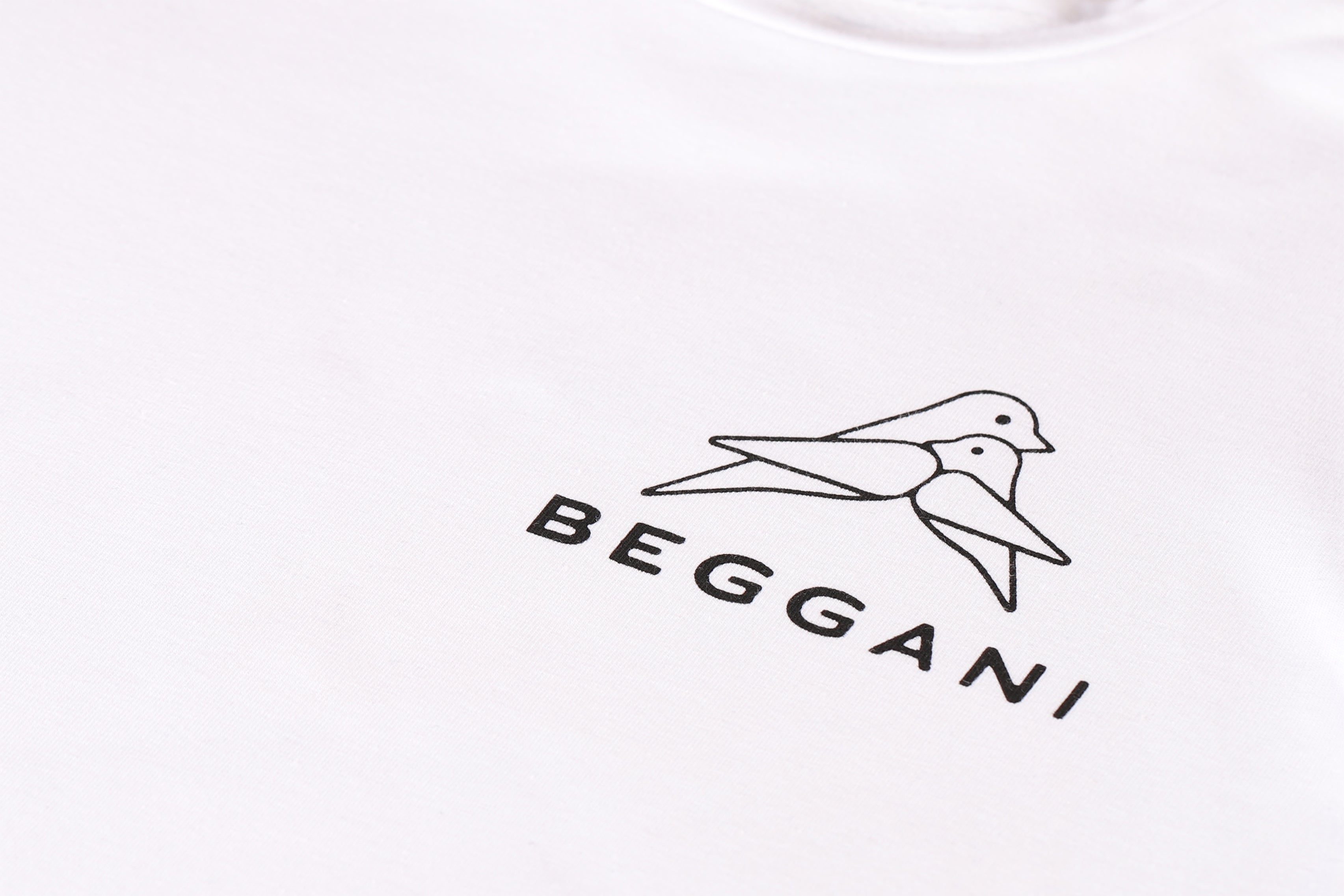 T-Shirt with a contrasting BEGGANI Logo